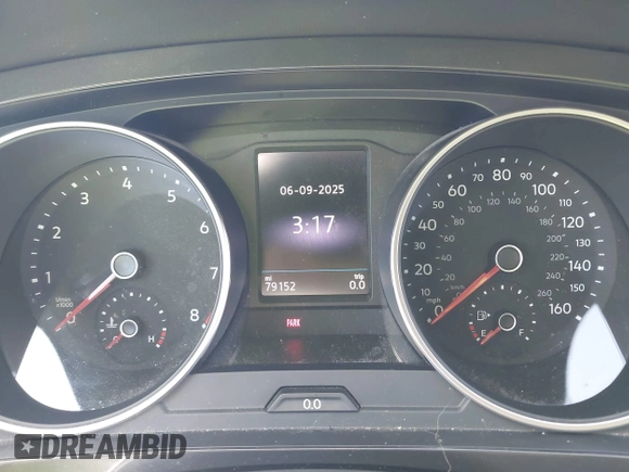 2018 Volkswagen Tiguan SEL z VIN 3VV3B7AX1JM214734, wystawiony jako IAAI lot #42473627 z przebiegiem 79 152 mil mil oraz . Historia ofert i sprzedaży dostępna na DreamBid. Obrazek 7.