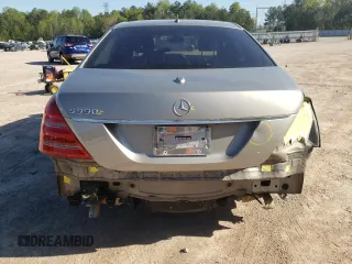 2007 Mercedes-Benz S 550 with VIN WDDNG71X07A053622, listed as a Copart auction lot 53254235 with 147,010 mi miles and Salvage Title. Bid and sale history available at DreamBid. Image 6.