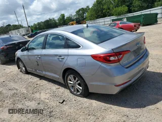 2017 Hyundai Sonata 2.4L z VIN 5NPE24AF0HH532583, wystawiony jako Copart lot #57362035 z przebiegiem 277 636 mil mil oraz Czysty tytuł • Clean title. Historia ofert i sprzedaży dostępna na DreamBid. Obrazek 2.