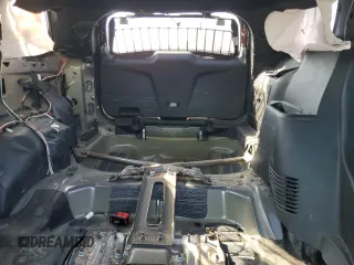 2016 Ford Police Interceptor Utility z VIN 1FM5K8AR6GGB81663, wystawiony jako Copart lot #59383555 z przebiegiem Nie podano mil oraz Czysty tytuł • Clean title. Historia ofert i sprzedaży dostępna na DreamBid. Obrazek 10.