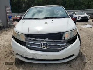 2013 Honda Odyssey EX z VIN 5FNRL5H43DB055987, wystawiony jako Copart lot #54001985 z przebiegiem 162 448 mil mil oraz Szkody całkowita. Historia ofert i sprzedaży dostępna na DreamBid. Obrazek 5.
