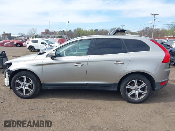 2011 Volvo XC60 3.0T с VIN YV4902DZXB2189062, выставлен на аукционе IAAI как лот 42091241 с пробегом 180 008 миль миль и . История ставок и продаж доступна на DreamBid. Изображение 14.