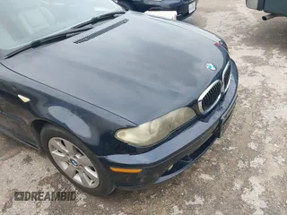 2006 BMW 3 Series 325Ci with VIN WBABW33456PX83708, listed as a IAAI auction lot 41425941 with 122,396 mi miles. Bid and sale history available at carsss.com. Image 6.