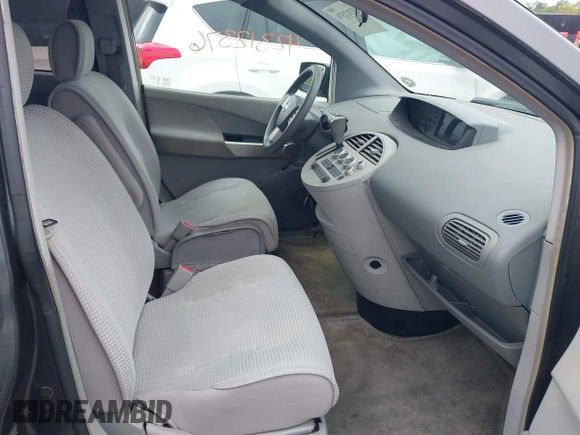 2004 Nissan Quest SE z VIN 5N1BV28U94N347280, wystawiony jako IAAI lot #42312376 z przebiegiem Nie podano mil oraz . Historia ofert i sprzedaży dostępna na DreamBid. Obrazek 5.