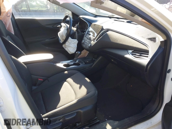 2018 Chevrolet Malibu LT z VIN 1G1ZD5ST1JF215880, wystawiony jako IAAI lot #42025365 z przebiegiem 100 587 mil mil oraz . Historia ofert i sprzedaży dostępna na DreamBid. Obrazek 5.