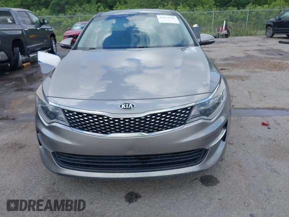 2018 Kia Optima EX with VIN 5XXGU4L36JG253629, listed as a IAAI auction lot 42079946 with 136,575 mi miles and . Bid and sale history available at carsss.com. Image 13.