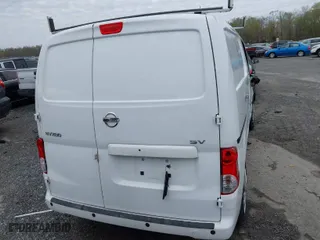 2021 Nissan NV200 Compact Cargo SV with VIN 3N6CM0KN1MK690671, listed as a IAAI auction lot 41960772 with 120,733 mi miles. Bid and sale history available at carsss.com. Image 16.