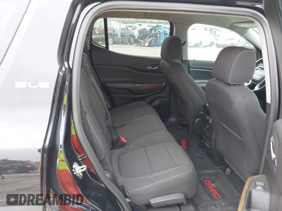 2019 GMC Acadia SLE with VIN 1GKKNKLA9KZ150282, listed as a IAAI auction lot 41946910 with 105,831 mi miles. Bid and sale history available at carsss.com. Image 8.