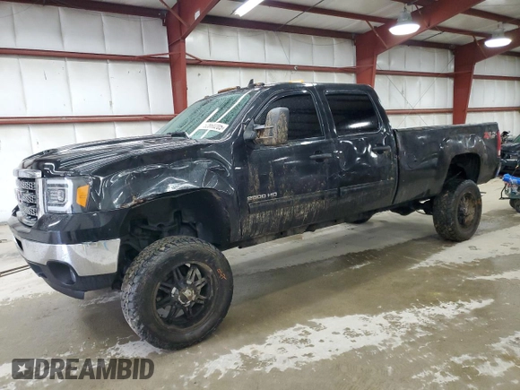 2012 GMC Sierra 2500HD SLE z VIN 1GT120CG6CF169156, wystawiony jako Copart lot #52860205 z przebiegiem 106 505 mil mil oraz Szkoda całkowita • Salvage title. Historia ofert i sprzedaży dostępna na DreamBid. Obrazek 1.