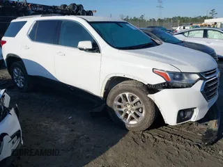 2018 Chevrolet Traverse LT Cloth with VIN 1GNERGKW5JJ206200, listed as a IAAI auction lot 41774993 with 142,587 mi miles. Bid and sale history available at carsss.com. Image 1.