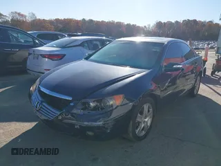 2005 Acura RL z VIN JH4KB16525C019908, wystawiony jako IAAI lot #41106944 z przebiegiem 203 359 mil mil oraz . Historia ofert i sprzedaży dostępna na DreamBid. Obrazek 2.