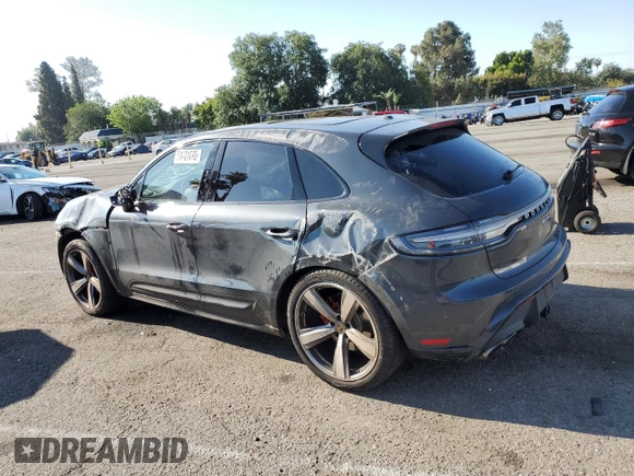 2023 Porsche Macan S z VIN WP1AG2A58PLB40570, wystawiony jako Copart lot #54801095 z przebiegiem Nie podano mil oraz Szkoda całkowita • Salvage title. Historia ofert i sprzedaży dostępna na DreamBid. Obrazek 2.