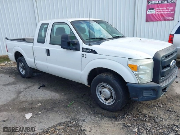 2011 Ford Super Duty F-250 SRW XL with VIN 1FT7X2A61BEB25295, listed as a IAAI auction lot 41492748 with 340,665 mi miles. Bid and sale history available at carsss.com. Image 1.