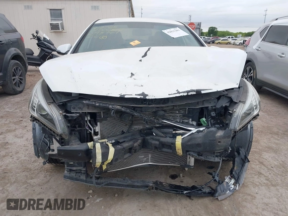 2015 Hyundai Sonata Limited with VIN 5NPE34AF8FH043701, listed as a IAAI auction lot 42031281 with 175,210 mi miles and . Bid and sale history available at carsss.com. Image 13.