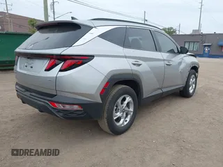2024 Hyundai Tucson SEL с VIN 5NMJBCDE5RH364353, выставлен на аукционе IAAI как лот 42311423 с пробегом 26 836 миль миль и . История ставок и продаж доступна на DreamBid. Изображение 4.