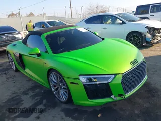 2017 Audi R8 z VIN WUAVACFX5H7903923, wystawiony jako IAAI lot #41348191 z przebiegiem 53 883 mil mil oraz . Historia ofert i sprzedaży dostępna na DreamBid. Obrazek 1.