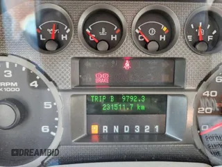 2009 Ford F-350 XL with VIN 1FTWX31579EA59709, listed as a Copart auction lot 69289714 with 231,511 mi miles and Salvage Title. Bid and sale history available at DreamBid. Image 7.