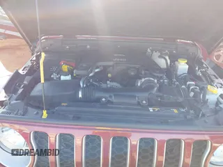 2021 Jeep Gladiator Overland z VIN 1C6HJTFGXML595781, wystawiony jako IAAI lot #41667696 z przebiegiem 31 438 mil mil oraz . Historia ofert i sprzedaży dostępna na DreamBid. Obrazek 10.