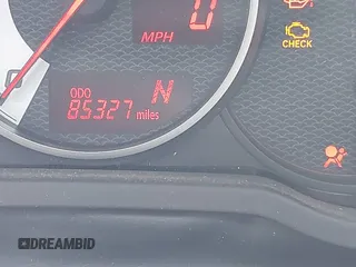 2017 Toyota 86 z VIN JF1ZNAA11H8703549, wystawiony jako IAAI lot #42007728 z przebiegiem 85 327 mil mil oraz . Historia ofert i sprzedaży dostępna na DreamBid. Obrazek 16.