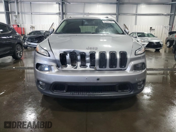 2015 Jeep Cherokee Latitude с VIN 1C4PJMCB1FW649506, выставлен на аукционе Copart как лот 61662795 с пробегом 138 121 миль миль и Списание • Salvage title. История ставок и продаж доступна на DreamBid. Изображение 5.