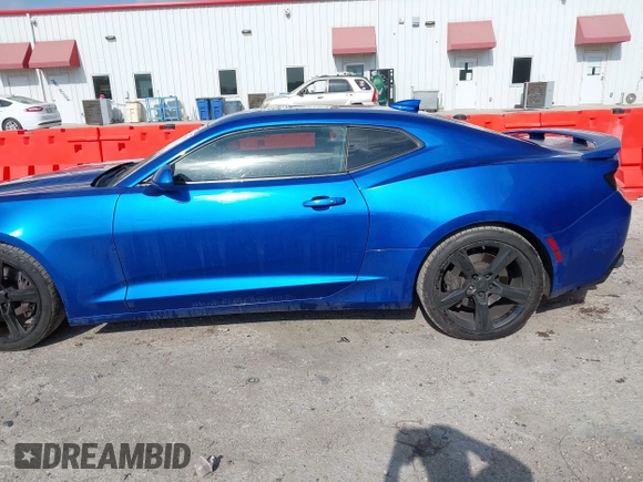 2018 Chevrolet Camaro 2SS with VIN 1G1FH1R74J0108298, listed as a IAAI auction lot 42048902 with 54,647 mi miles and . Bid and sale history available at DreamBid. Image 14.