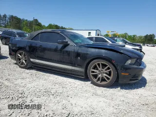 2014 Ford Mustang V6 with VIN 1ZVBP8EM4E5300551, listed as a Copart auction lot 52132745 with 113,887 mi miles and Salvage Title. Bid and sale history available at carsss.com. Image 4.