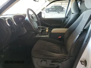 2010 Ford Explorer XLT z VIN 1FMEU7DE4AUA83284, wystawiony jako Copart lot #62513215 z przebiegiem 134 656 mil mil oraz Szkoda całkowita • Salvage title. Historia ofert i sprzedaży dostępna na DreamBid. Obrazek 7.