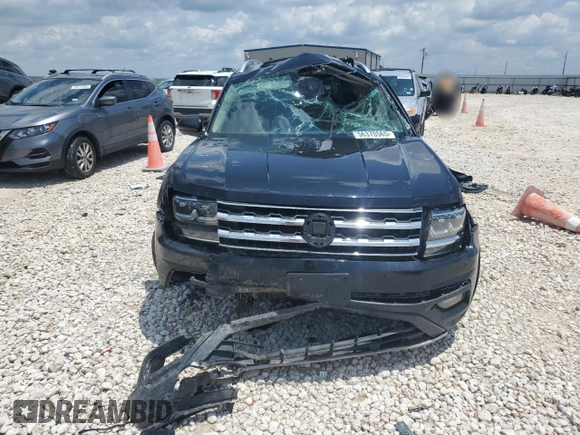 2018 Volkswagen Atlas SEL Premium with VIN 1V2NR2CA4JC529249, listed as a Copart auction lot 56370565 with Not provided miles and Salvage title. Bid and sale history available at DreamBid. Image 5.