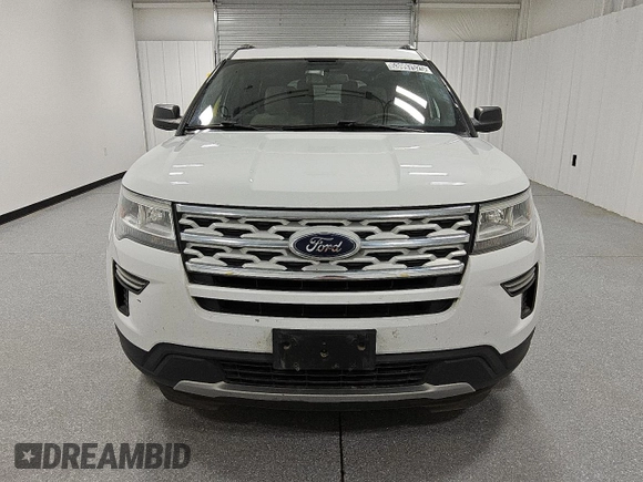 2018 Ford Explorer XLT with VIN 1FM5K7DH1JGC42552, listed as a Copart auction lot 53997525 with 159,515 mi miles and Clean Title. Bid and sale history available at DreamBid. Image 5.