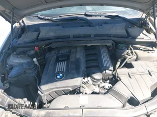 2007 BMW 3 Series 328xi z VIN WBAVT73507FZ36573, wystawiony jako IAAI lot #42313859 z przebiegiem 161 151 mil mil oraz . Historia ofert i sprzedaży dostępna na DreamBid. Obrazek 10.
