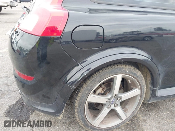 2011 Volvo C30 with VIN YV1672MK2B2239497, listed as a IAAI auction lot 42169447 with 161,867 mi miles and . Bid and sale history available at DreamBid. Image 14.