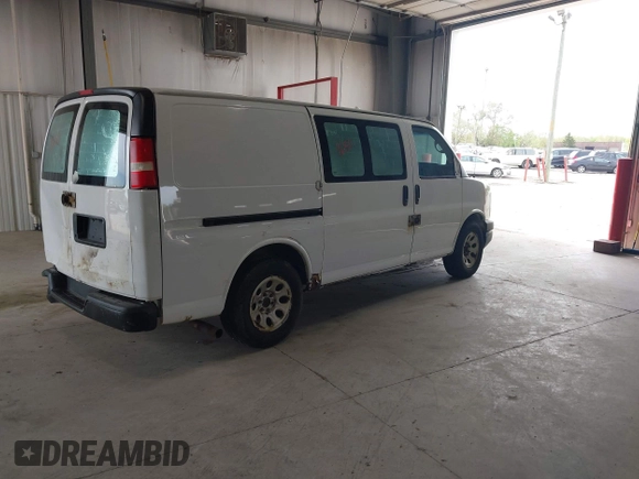 2012 Chevrolet Express Cargo with VIN 1GCSGAFX8C1176033, listed as a IAAI auction lot 42068630 with 260,289 mi miles and . Bid and sale history available at DreamBid. Image 4.