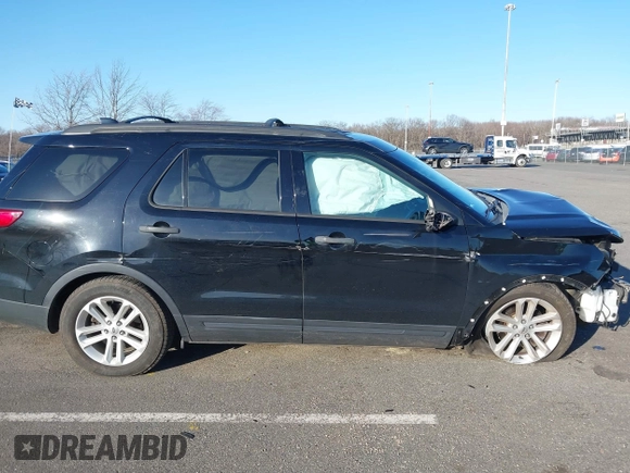 2016 Ford Explorer with VIN 1FM5K8B85GGB38812, listed as a IAAI auction lot 41757370 with 84,281 mi miles and . Bid and sale history available at carsss.com. Image 13.