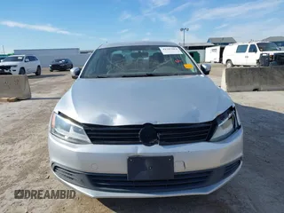 2012 Volkswagen Jetta Sedan SE w/Convenience PZEV with VIN 3VWDP7AJ7CM314482, listed as a IAAI auction lot 41283964 with 159,474 mi miles. Bid and sale history available at carsss.com. Image 6.