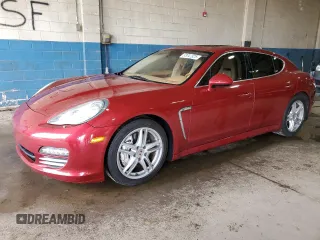 2013 Porsche Panamera 4S z VIN WP0AB2A77DL060707, wystawiony jako Copart lot #53047825 z przebiegiem 76 119 mil mil oraz Czysty tytuł • Clean title. Historia ofert i sprzedaży dostępna na DreamBid. Obrazek 1.