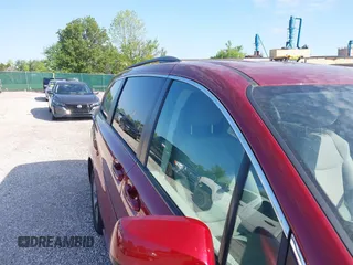2022 Toyota Sienna LE z VIN 5TDKRKEC7NS095271, wystawiony jako IAAI lot #41998721 z przebiegiem 37 014 mil mil oraz . Historia ofert i sprzedaży dostępna na DreamBid. Obrazek 18.