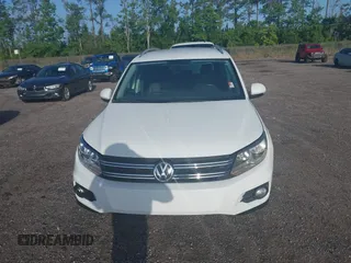2014 Volkswagen Tiguan SE с VIN WVGAV3AX0EW598528, выставлен на аукционе IAAI как лот 42453851 с пробегом 141 869 миль миль и . История ставок и продаж доступна на DreamBid. Изображение 12.
