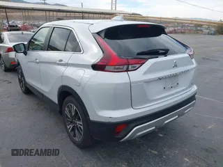 2024 Mitsubishi Eclipse Cross SE с VIN JA4ATWAA3RZ007629, выставлен на аукционе IAAI как лот 41247751 с пробегом 29 232 миль миль и . История ставок и продаж доступна на DreamBid. Изображение 3.