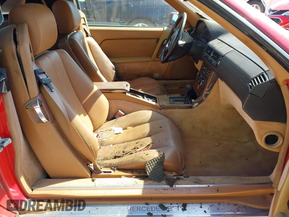1992 Mercedes-Benz 500 с VIN WDBFA66E8NF043632, выставлен на аукционе IAAI как лот 42049992 с пробегом 101 690 миль миль и . История ставок и продаж доступна на DreamBid. Изображение 5.