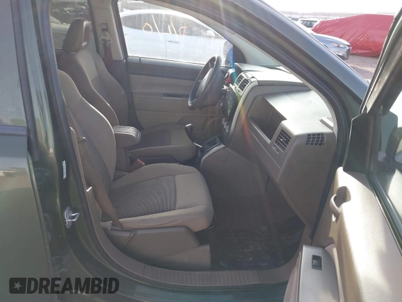 2007 Jeep Compass Sport with VIN 1J8FF47W77D199182, listed as a IAAI auction lot 41818377 with 147,125 mi miles. Bid and sale history available at carsss.com. Image 5.