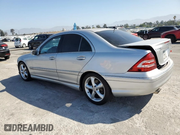 2005 Mercedes-Benz C 230 Kompressor с VIN WDBRF40J65F558797, выставлен на аукционе Copart как лот 63276695 с пробегом 190 198 миль миль и Списание • Salvage title. История ставок и продаж доступна на DreamBid. Изображение 2.