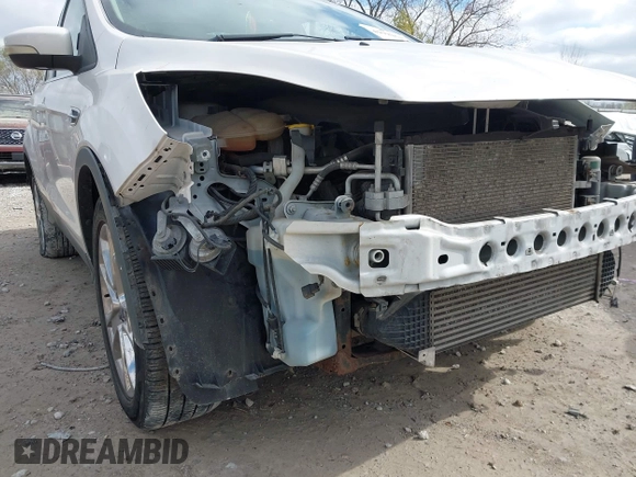 2013 Ford Escape SEL with VIN 1FMCU9H90DUD30837, listed as a IAAI auction lot 41922615 with 171,535 mi miles. Bid and sale history available at carsss.com. Image 6.