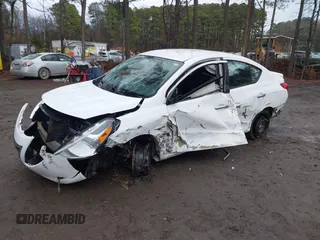 2016 Nissan Versa SV z VIN 3N1CN7APXGL879574, wystawiony jako IAAI lot #41510622 z przebiegiem 121 094 mil mil oraz . Historia ofert i sprzedaży dostępna na DreamBid. Obrazek 18.