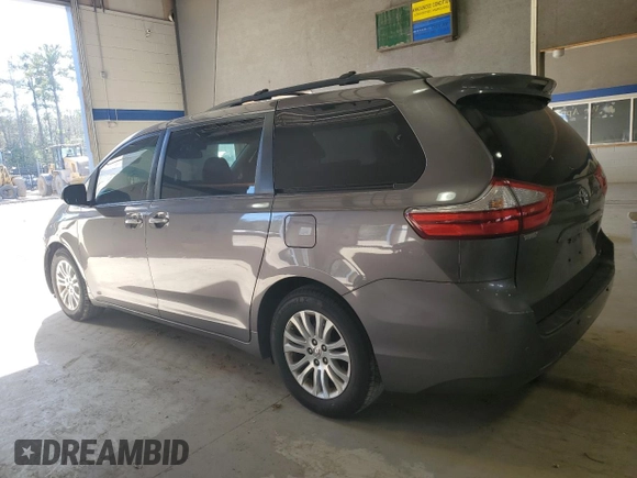 2015 Toyota Sienna XLE z VIN 5TDYK3DC5FS577227, wystawiony jako Copart lot #41766745 z przebiegiem 261 917 mil mil oraz Szkoda całkowita • Salvage title. Historia ofert i sprzedaży dostępna na DreamBid. Obrazek 2.