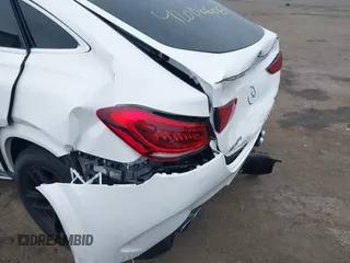 2021 Mercedes-Benz GLE 53 AMG with VIN 4JGFD6BB6MA250046, listed as a IAAI auction lot 42006606 with 65,198 mi miles and . Bid and sale history available at DreamBid. Image 6.