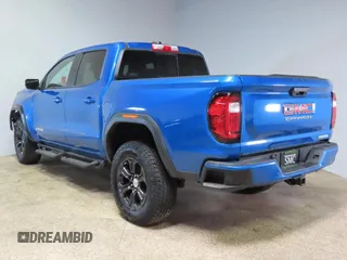 2023 GMC Canyon 2WD Elevation with VIN 1GTP5BEK7P1131310, listed as a Copart auction lot 46897725 with 1 mi miles and Salvage Title. Bid and sale history available at carsss.com. Image 4.