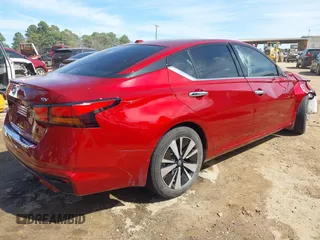 2019 Nissan Altima 2.5 SV with VIN 1N4BL4DV9KC218782, listed as a IAAI auction lot 41679464 with 112,195 mi miles. Bid and sale history available at carsss.com. Image 4.