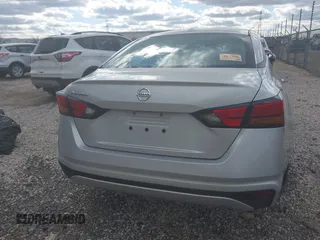 2020 Nissan Altima 2.5 S with VIN 1N4BL4BV2LC248551, listed as a IAAI auction lot 42033605 with 69,698 mi miles. Bid and sale history available at carsss.com. Image 16.