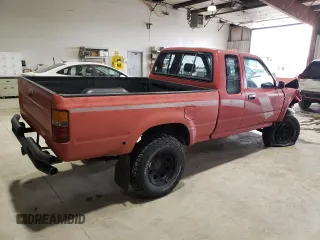 1989 Toyota Pickup с VIN JT4RN13P7K0007179, выставлен на аукционе Copart как лот 47579205 с пробегом 203 439 миль миль и Списание • Salvage title. История ставок и продаж доступна на DreamBid. Изображение 3.