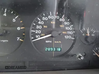 1998 Jeep Grand Cherokee Laredo with VIN 1J4FX58S6WC354101, listed as a IAAI auction lot 42158671 with 289,318 mi miles and . Bid and sale history available at DreamBid. Image 7.